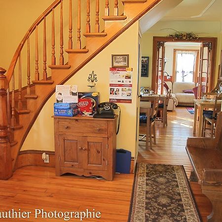Ici Et Maintenant Bed & Breakfast Magog Dış mekan fotoğraf