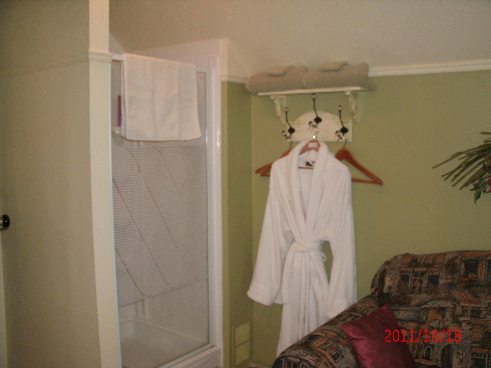 Ici Et Maintenant Bed & Breakfast Magog Dış mekan fotoğraf