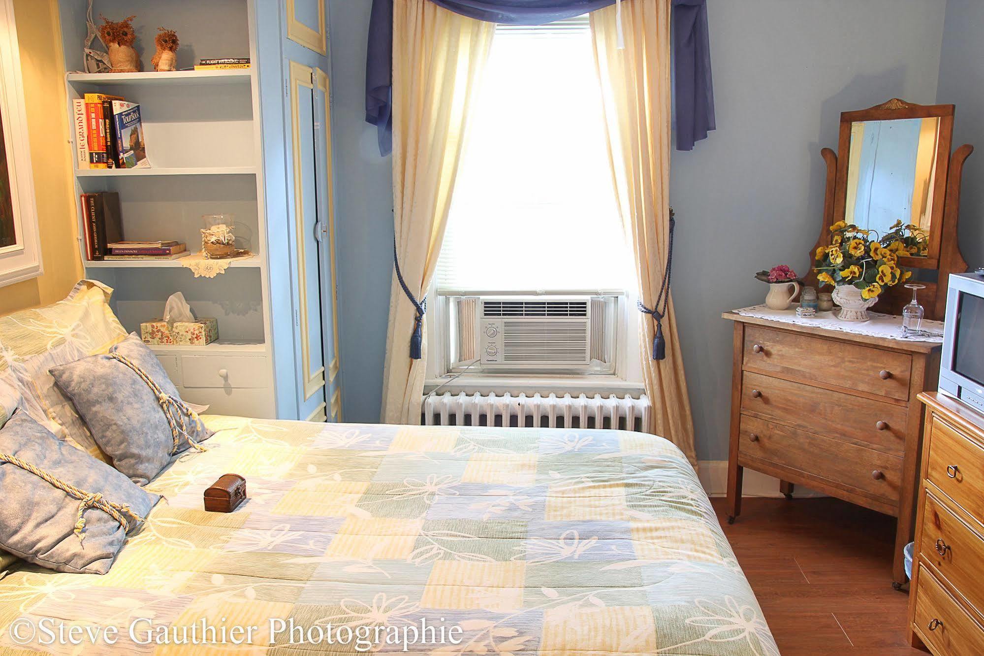 Ici Et Maintenant Bed & Breakfast Magog Dış mekan fotoğraf